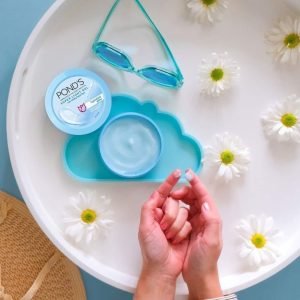 Ponds Super Light Gel Moisturizer 50ml