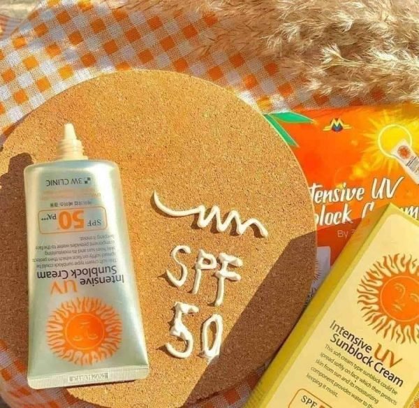 3W Clinic Intensive UV Sunblock Cream SPF 50 - Image 3