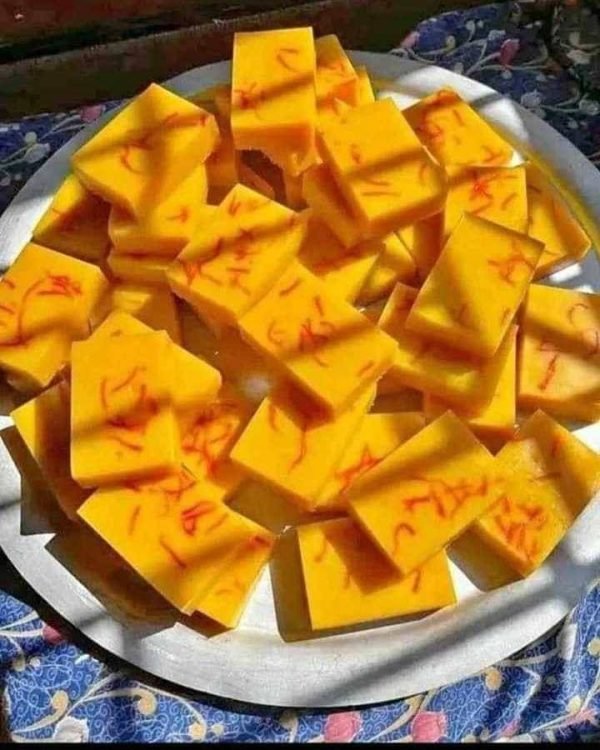 Real Saffron Goat milk Soap Handmade - Image 2