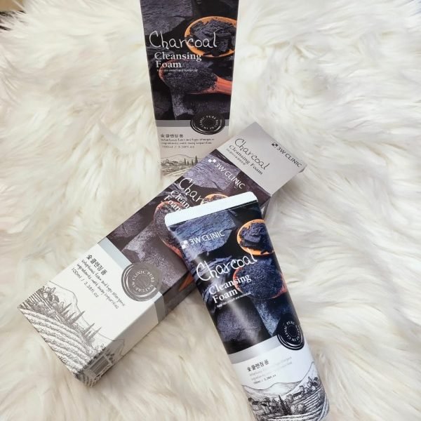 3W Clinic Charcoal Cleansing Foam Facewash - Image 2
